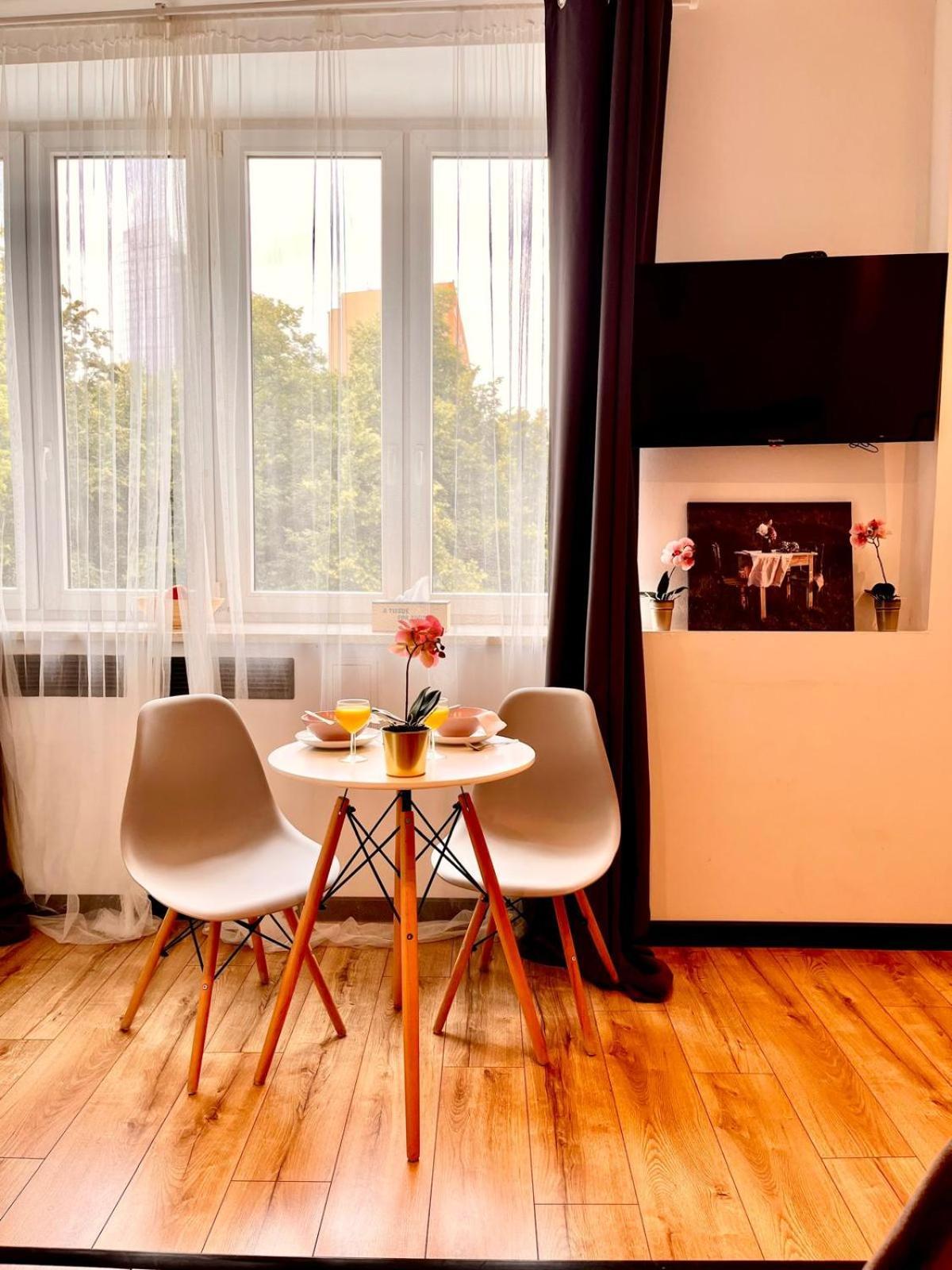 1room Warszawacenter * Warszawa